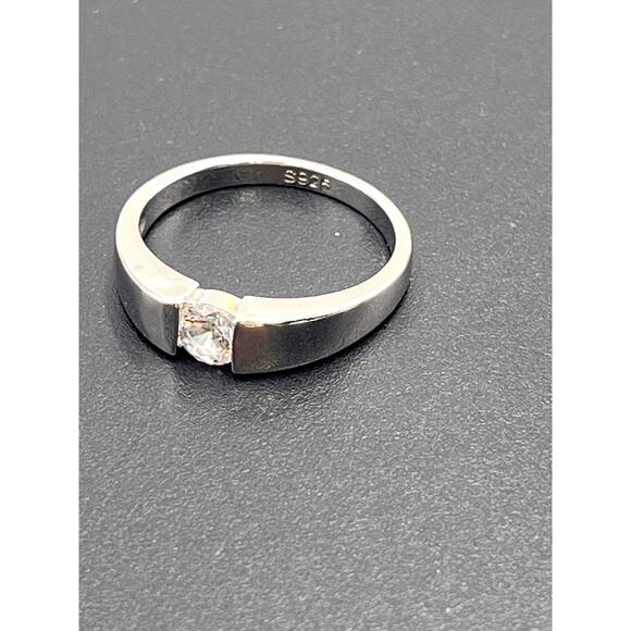 Sterling Silver Cubic Zircon Wedding Engagement Promise Band Solitaire Ring 9.25 - Picture 5 of 8